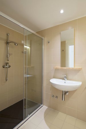 Photo of the bathroom Mountain Hut-Hotel Vallesinella