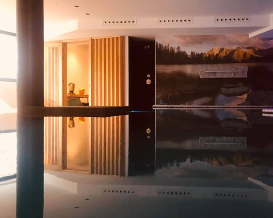 Foto della piscina coperta