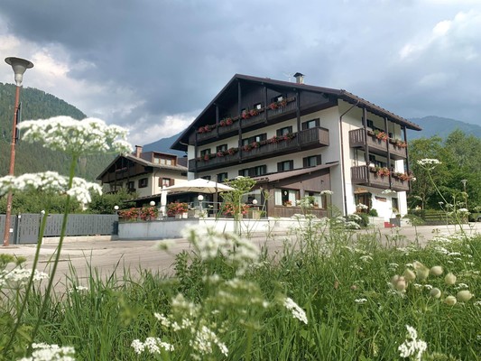 Photo exteriors B&B-Hotel Ferrari
