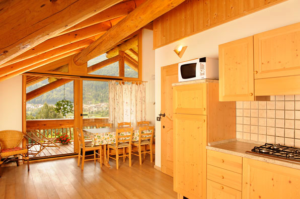 La zona giorno Appartamenti in agriturismo Maso Tesadri