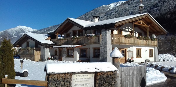 Photo exteriors Farmhouse B&B Maso Grisun