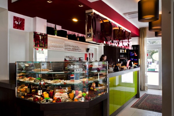 Foto von der Bar Restaurant Pizzeria Antelao