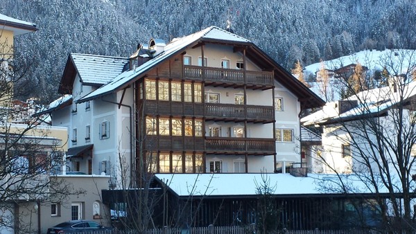 Photo exteriors Apartments Else