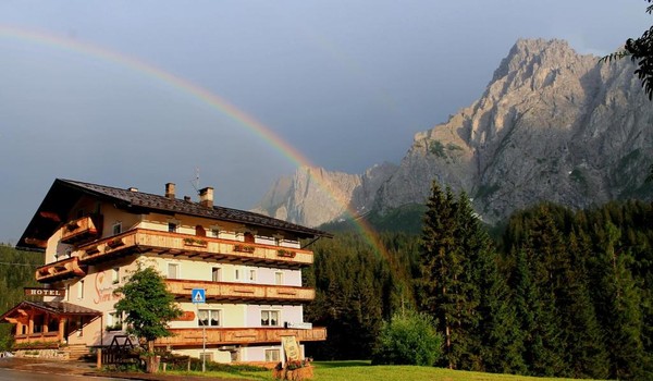 Foto Außenansicht Hotel Siera Hof