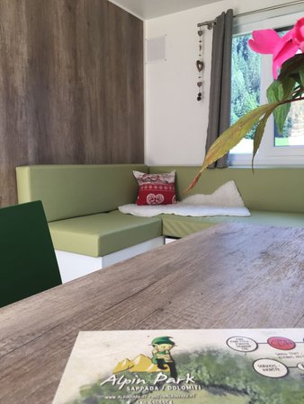 La zona giorno Alpin Haus - B&B + Appartamenti