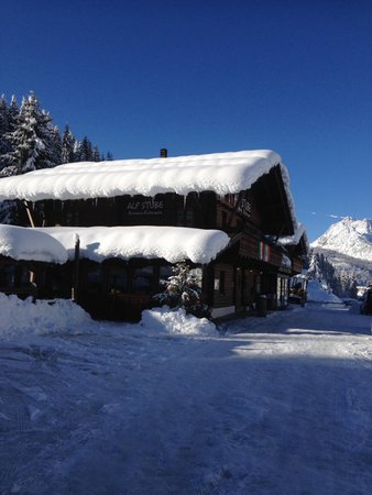 Foto esterno in inverno Alpin Haus