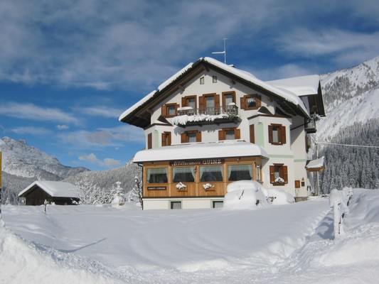 Foto esterno Affittacamere Quinz