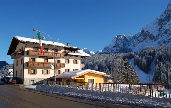 Foto esterno in inverno Villa Erika