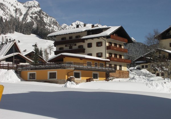 Foto esterno in inverno Villa Erika