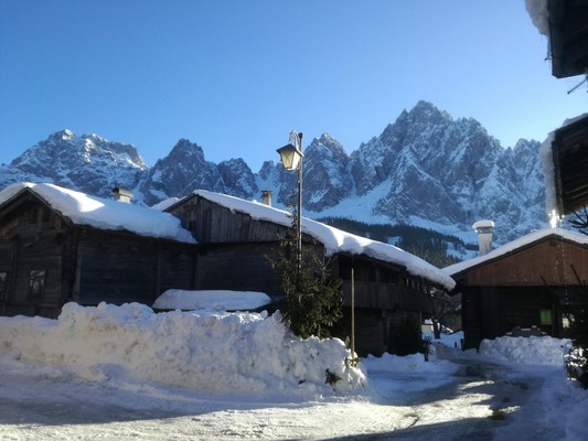 Foto Außenansicht Ferienwohnungen Casa Zambon