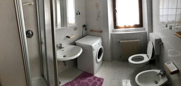 Foto del bagno Appartamenti Piller Roner Annarita