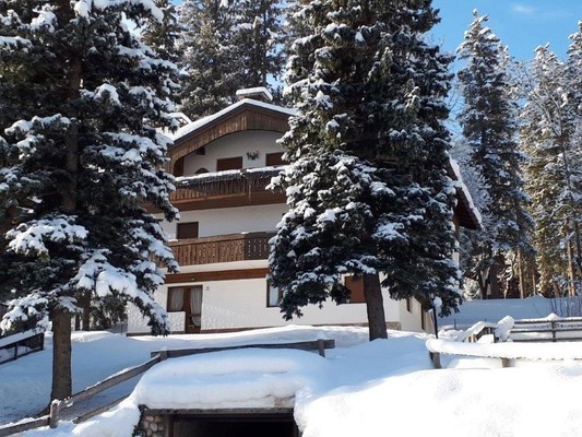 Foto Außenansicht Ferienwohnung Ski Hike Apartment Lungoboite