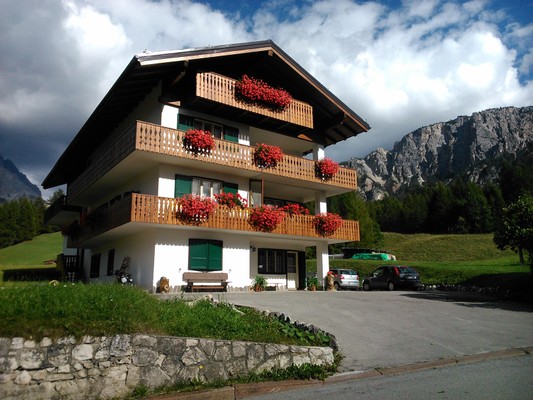 Foto esterno Appartamenti Ski Hike Apartments Pecol