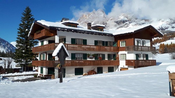 Photo exteriors Apartments Ski Hike Apartments Pecol