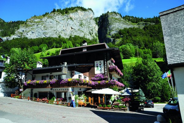 Sommer Präsentationsbild Restaurant La Montanara