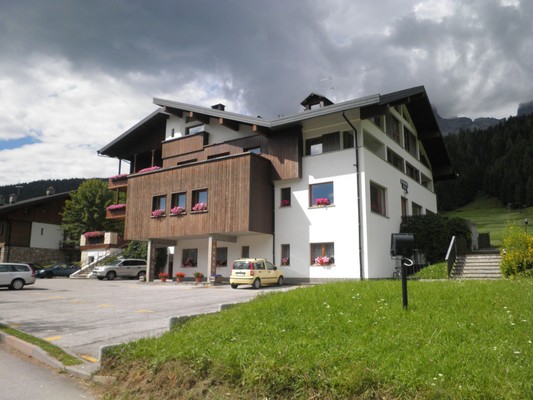 Foto Außenansicht Hotel D'La Varda