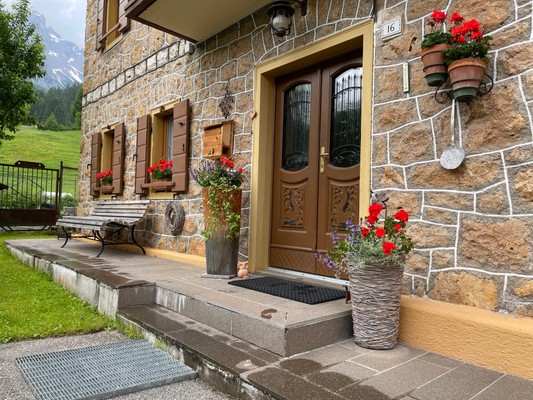 Foto Außenansicht Ferienwohnung De Martin Topranin Leona