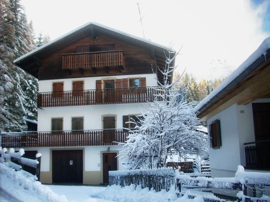 Photo exteriors Apartment De Martin Topranin Pio