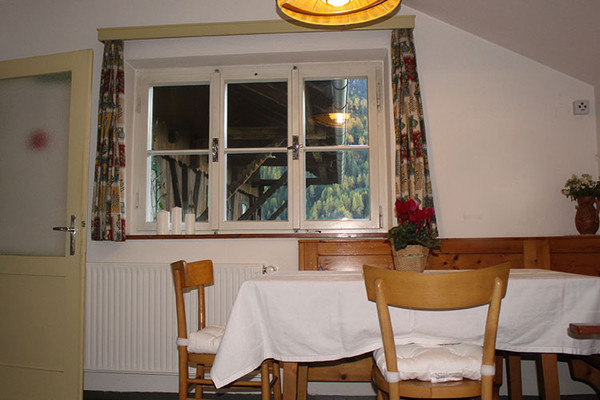 La zona giorno Appartamenti in agriturismo Neuhäuslhof