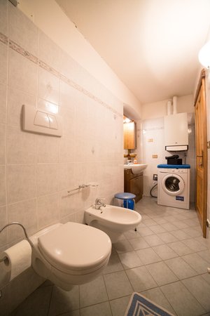 Foto vom Bad Ferienwohnung Zambelli Tortoi Pamela