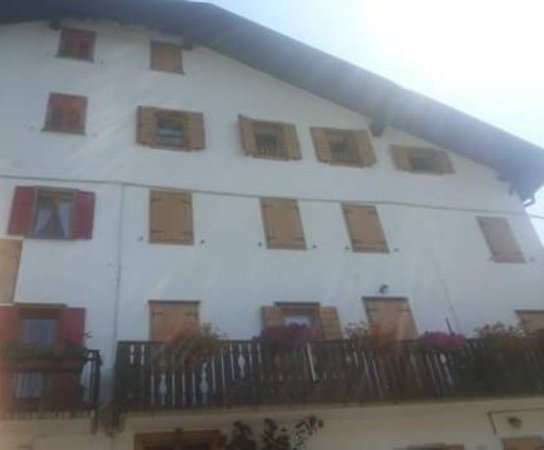 Foto Außenansicht im Sommer Pelà Dario
