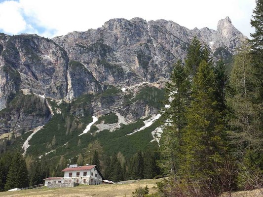 Foto Außenansicht Berghütte Italo Lunelli