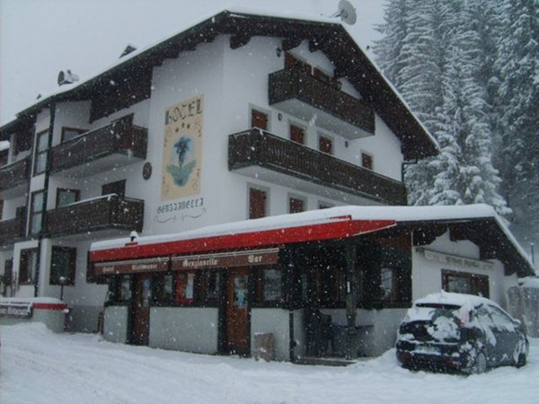 Foto Außenansicht im Winter Genzianella
