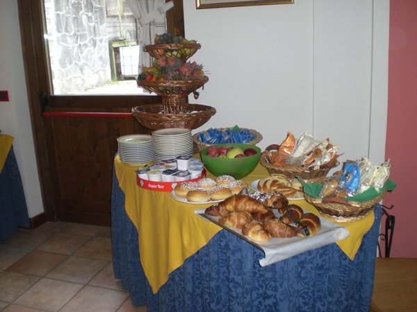 Das Frühstück Hotel Genzianella
