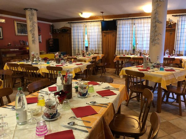 Das Restaurant Presenaio (San Pietro di Cadore) Genzianella