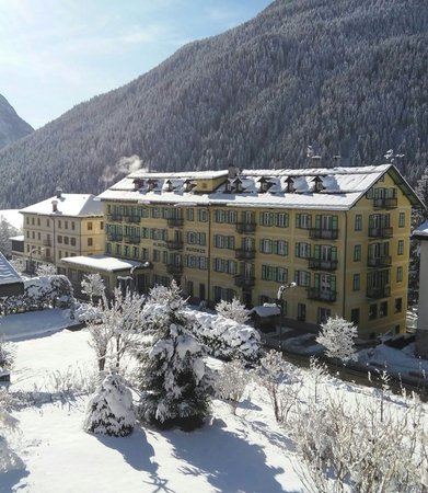 Foto invernale di presentazione Hotel Auronzo