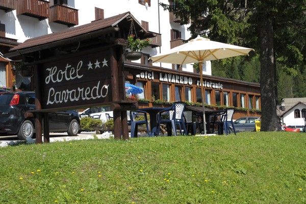 Foto esterno Hotel Lavaredo