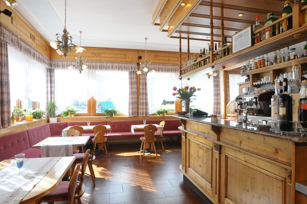 Photo of the bar Hotel Lavaredo