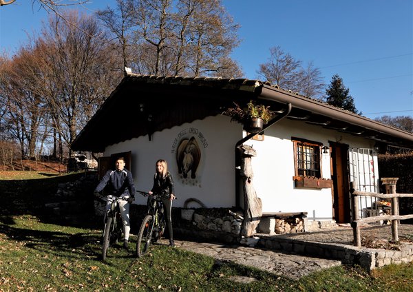 Foto esterno in estate Tana da l'Ors