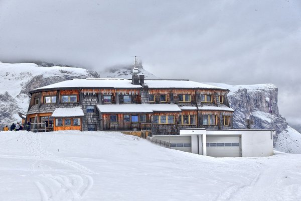 Photo exteriors in winter Piz Arlara - Alpine Restaurant