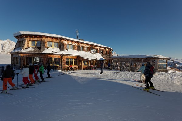 Foto esterno in inverno Piz Arlara - Ristorante Alpino