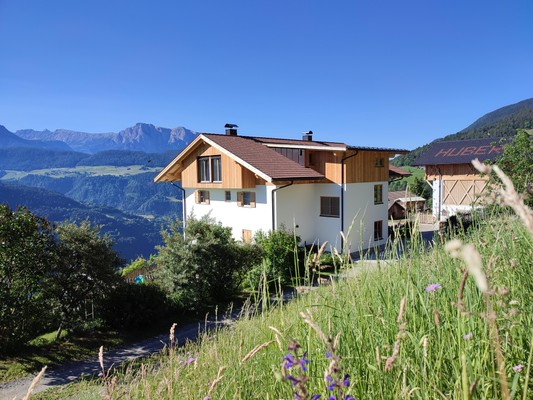 Foto Außenansicht Ferienwohnungen auf dem Bauernhof Huber-Hof