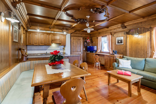 Der Wohnraum Ferienwohnung Pomarè Puicher Alberta