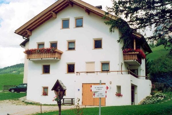 Photo exteriors Apartments Andrè - Cianins