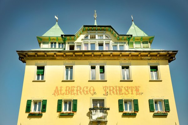 Foto esterno in estate Trieste