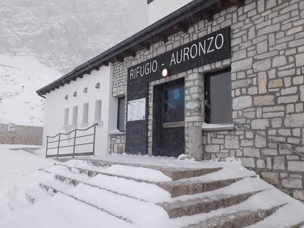 Foto esterno in inverno Auronzo