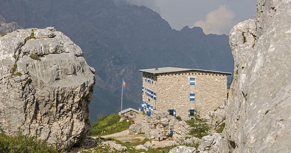 Sommer Präsentationsbild Berghütte Pietro Galassi