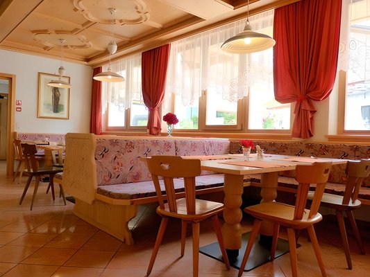 The restaurant San Martino in Badia / St. Martin in Thurn Diamant