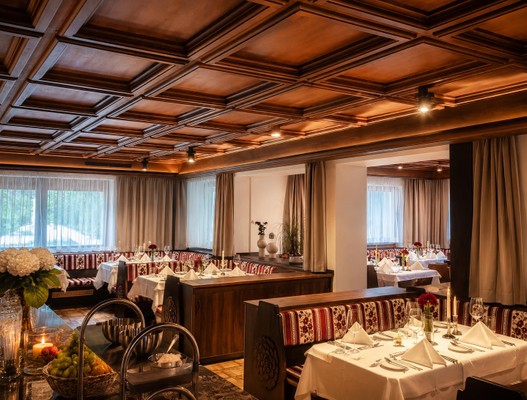 Il ristorante Lappago (Valle di Selva dei Molini) Knoll