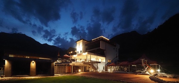 Foto esterno Hotel Knoll