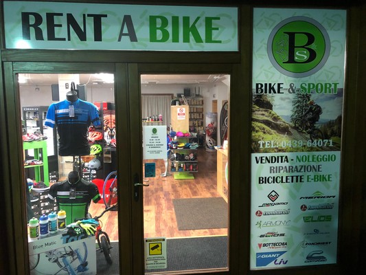 Foto Außenansicht Fahrradverleih Bike&Sport