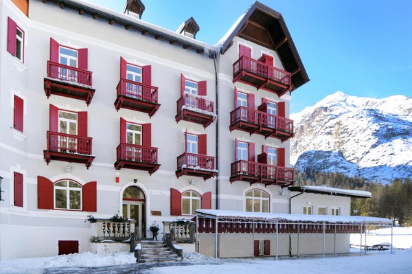 Photo exteriors Hotel Croda Rossa