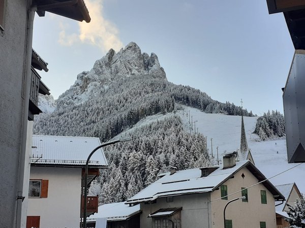 Foto esterno in inverno Ciasa Micelin