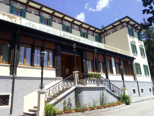 Foto esterno Spazio Lavarone Hotel