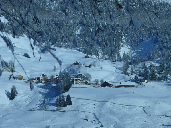 Position Farmhouse apartments Lüch Rinna San Cassiano