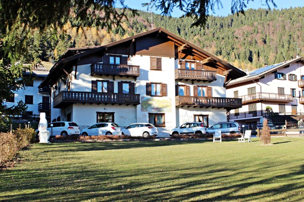 Foto Außenansicht Ferienwohnungen Casa Gabriella